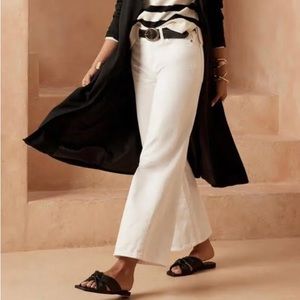 NWT Banana Republic High Rise Wide Leg Crop Jean, 27 Long